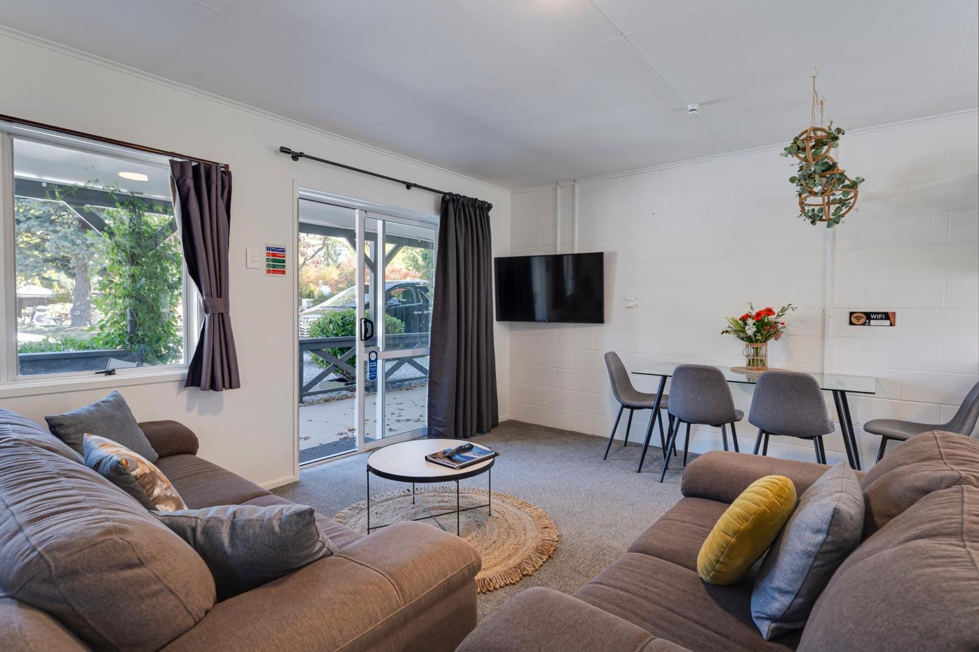 Archway Motels & Chalets Wanaka Bilik gambar